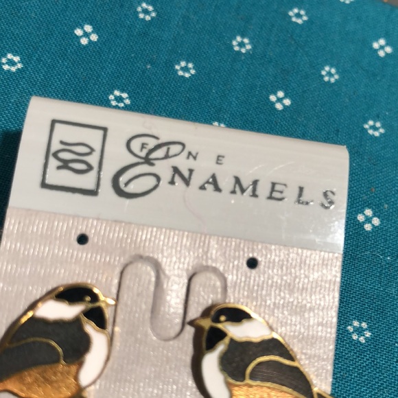 NWT 22k gold plated stud goldfinch pierced earrings - Picture 10 of 12